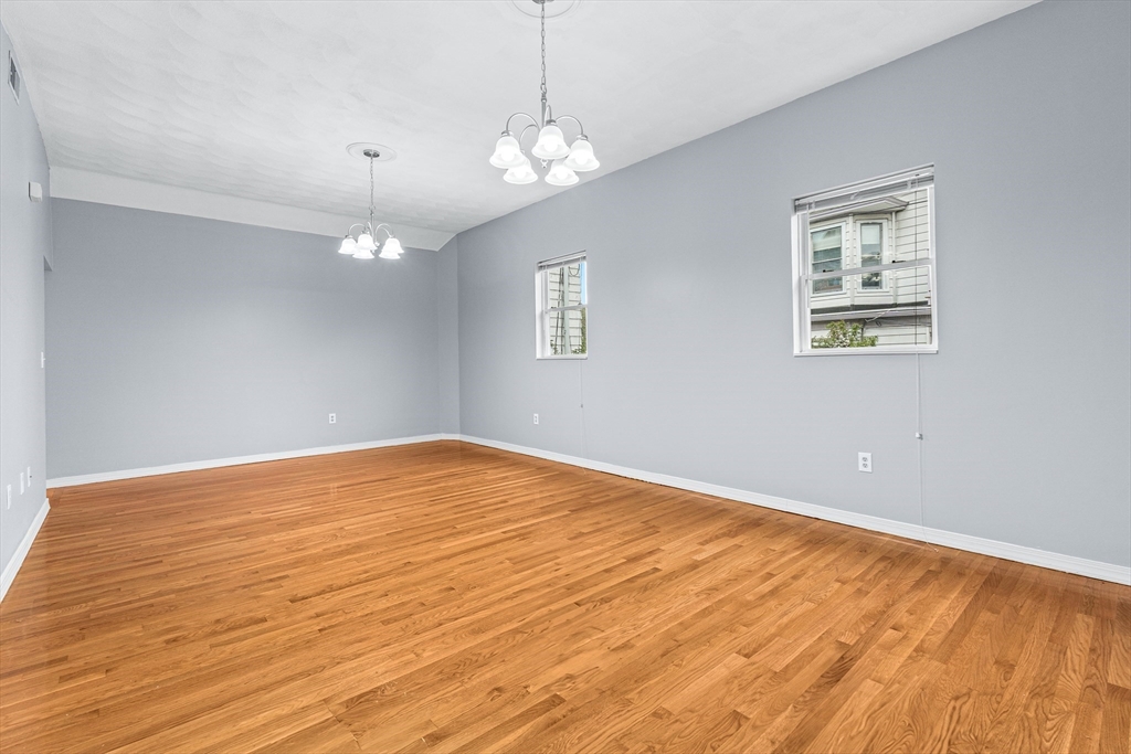 37 Munroe St, Somerville