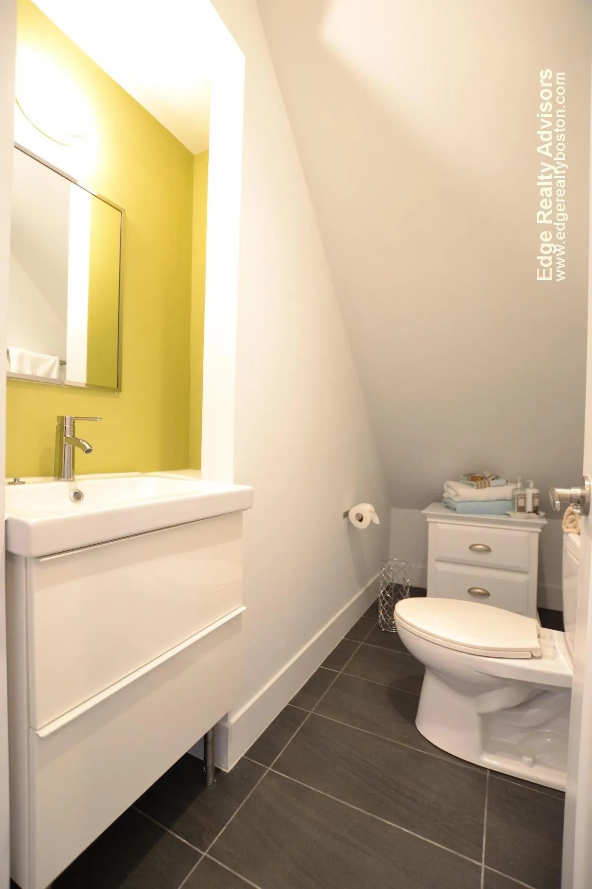 60 Hooker St, Allston