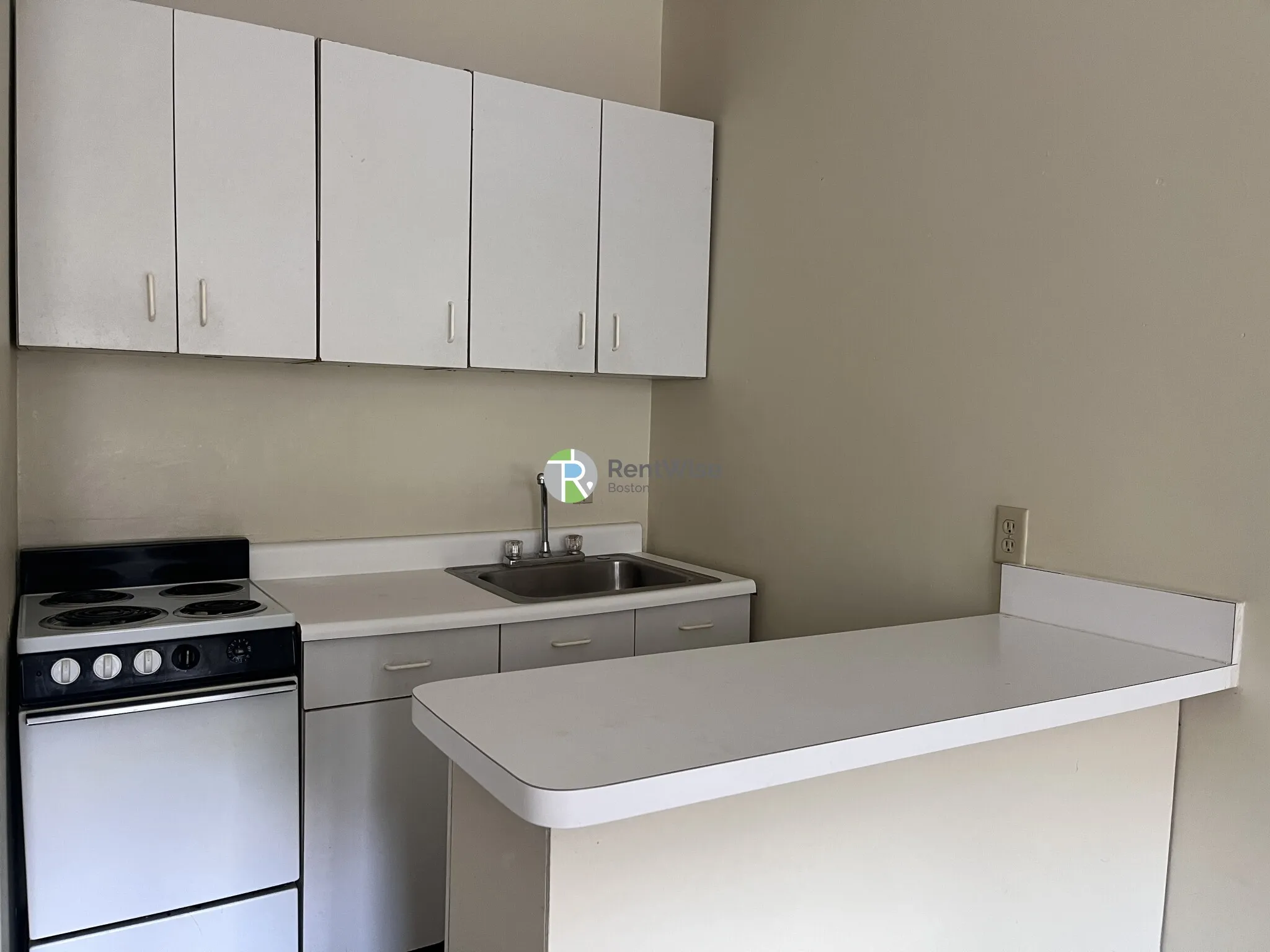 1118 Commonwealth Ave, Allston