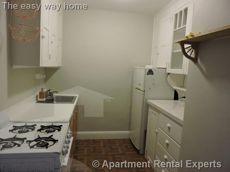 119 College Ave, Davis Square