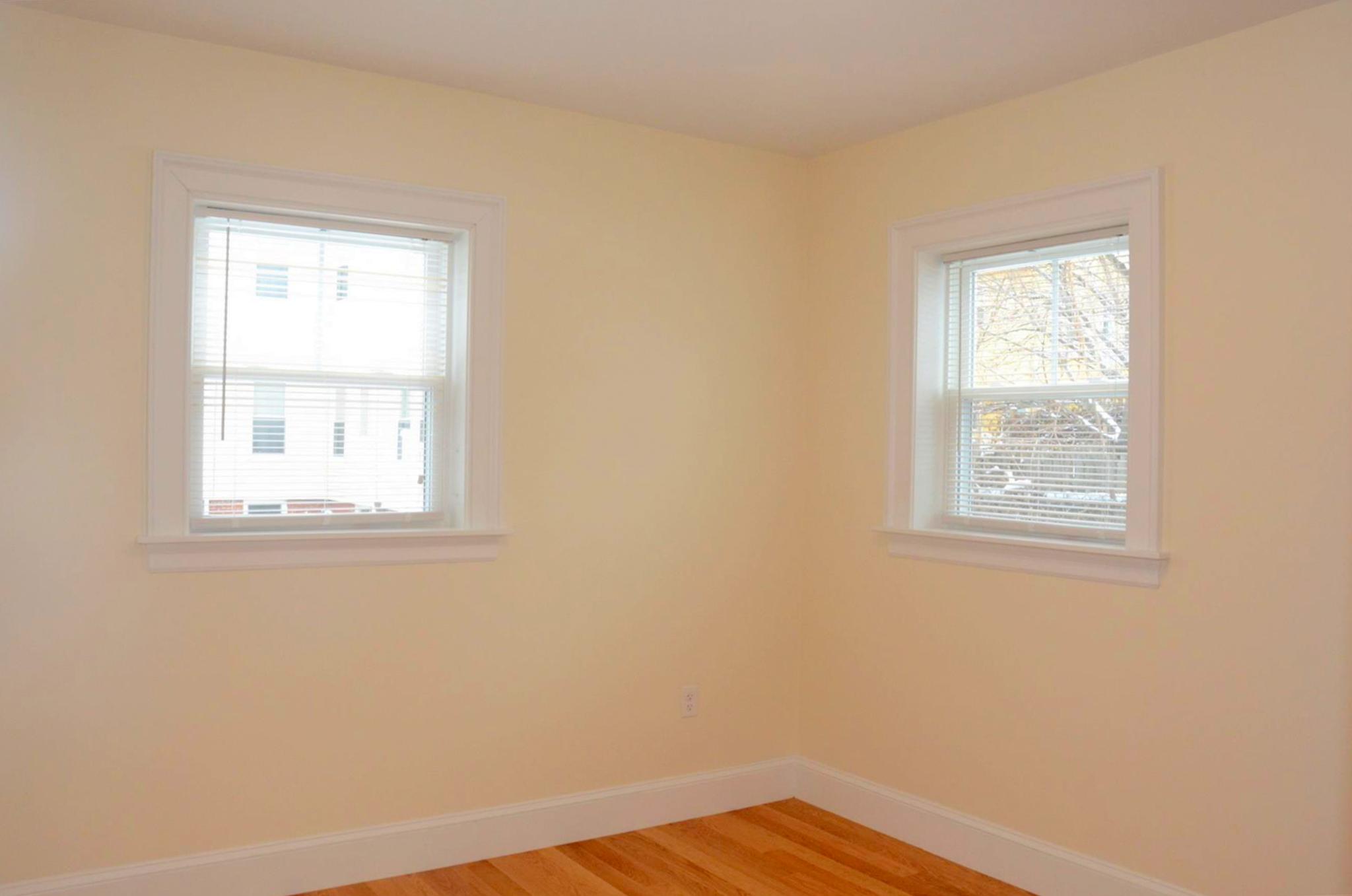 2 bed, 1 bath apartment for rent at 26.5 Putnam St Unit 1, Union Square — photo 7 of 12