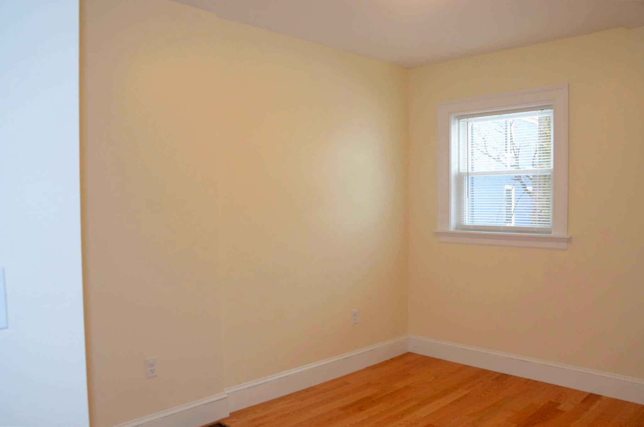 2 bed, 1 bath apartment for rent at 26.5 Putnam St Unit 1, Union Square — photo 9 of 12