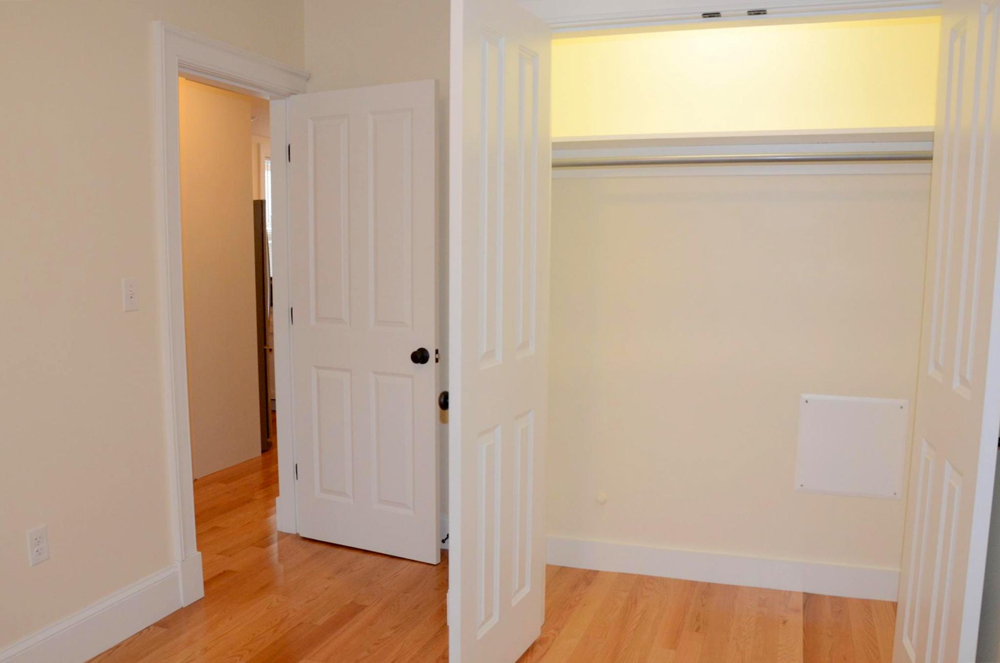 2 bed, 1 bath apartment for rent at 26.5 Putnam St Unit 1, Union Square — photo 10 of 12