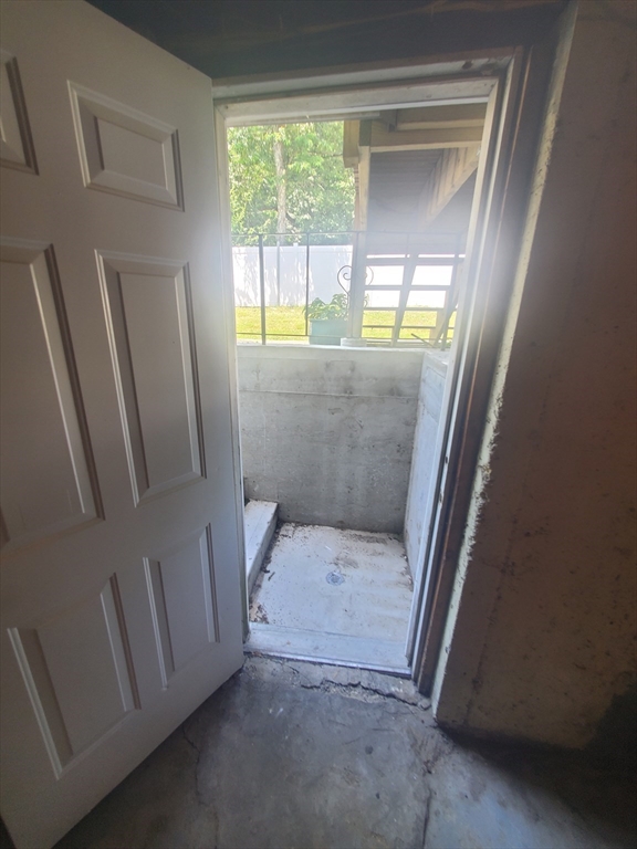 174 Pine St, Holbrook