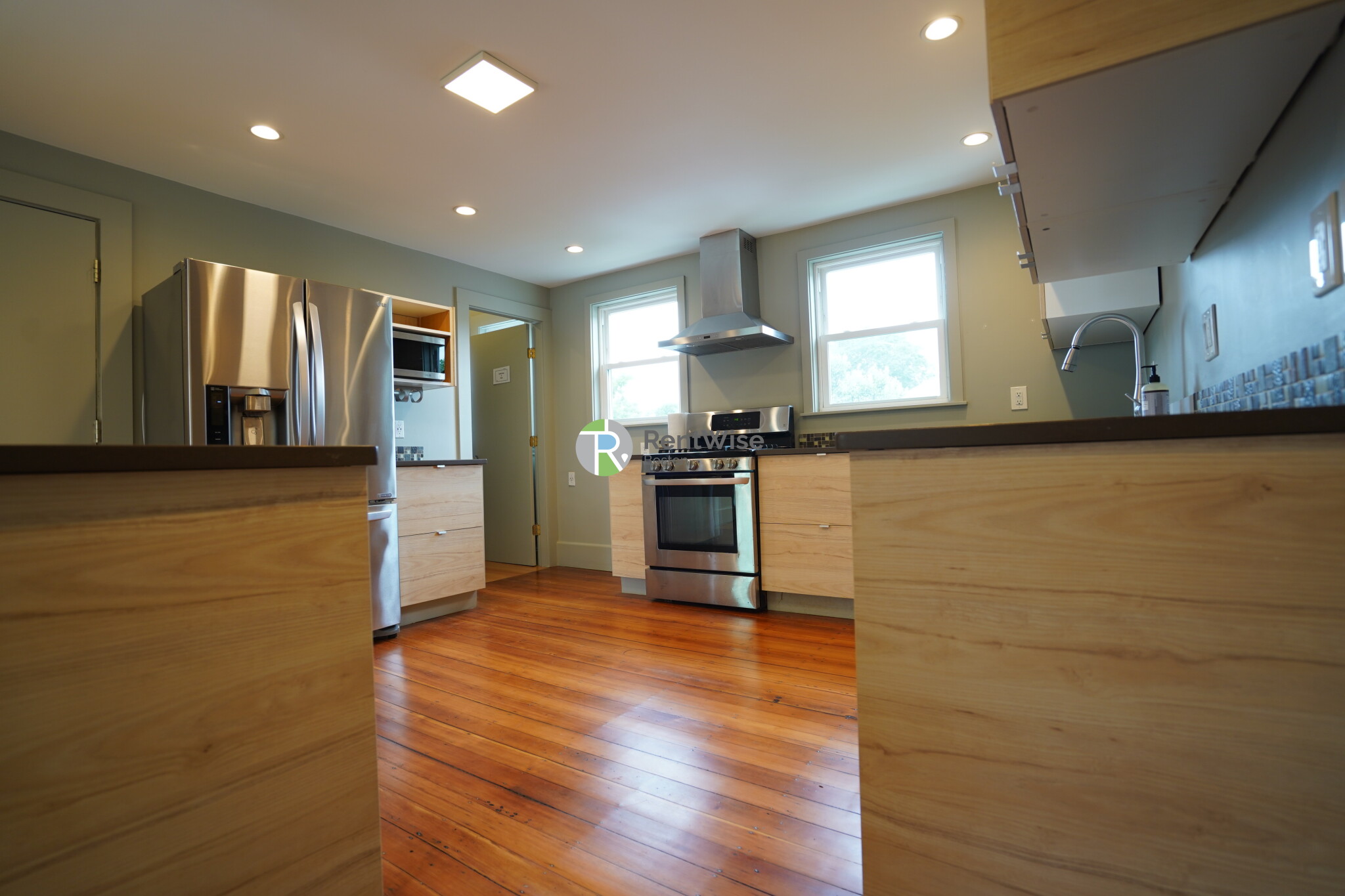 21 Plainfield St, Jamaica Plain