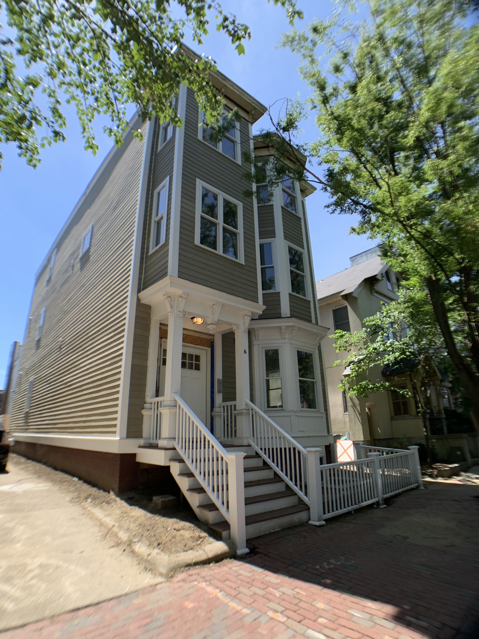 6 Beech St, North Cambridge