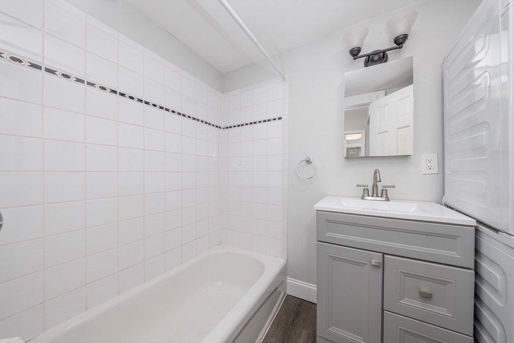 351 East 8th St, South Boston