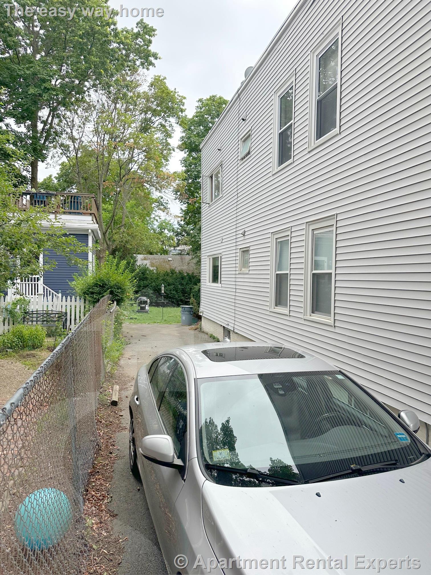 2 Drummond Pl, North Cambridge