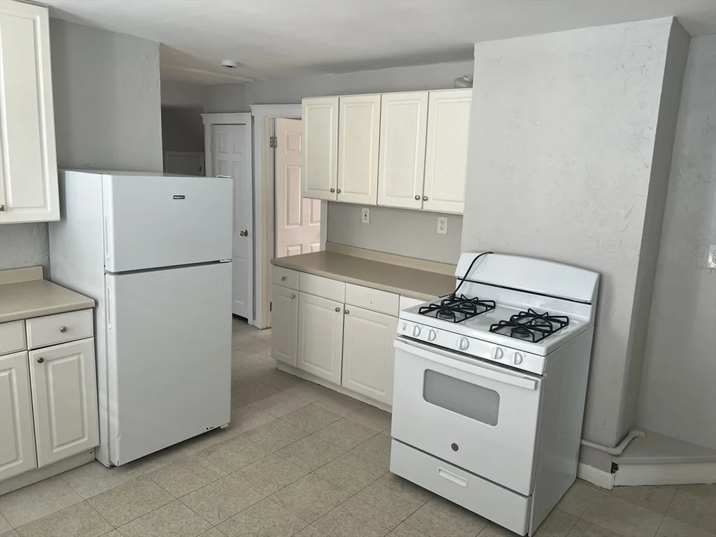 27 Warren Ave, Malden