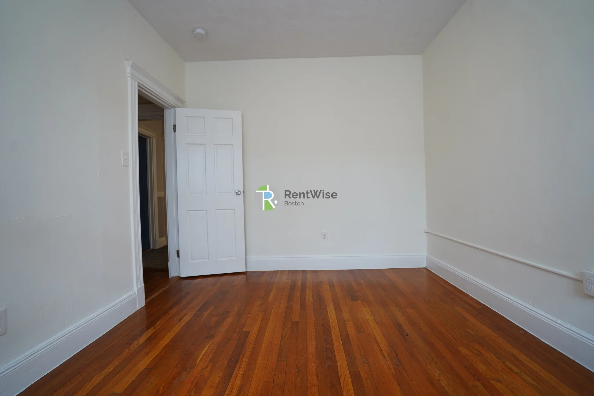 82 Brainerd Rd, Allston