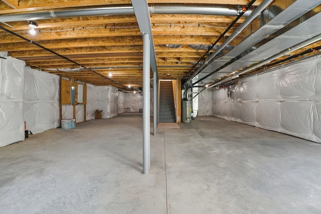 105 Phoebe St, Methuen