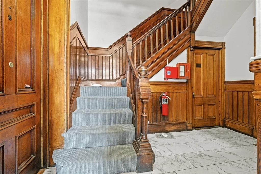 19 Cortes St, Back Bay
