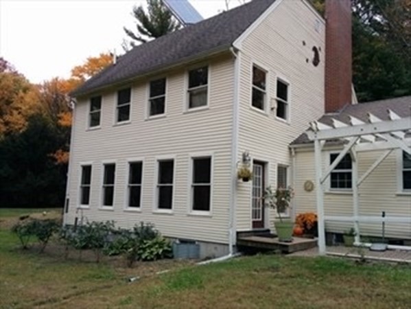 379 Concord Rd, Sudbury