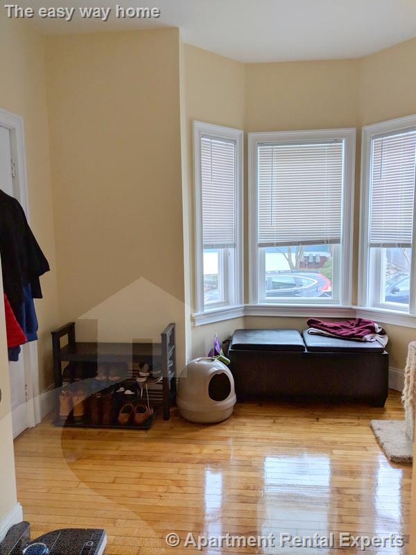 8 Claremon St, Davis Square