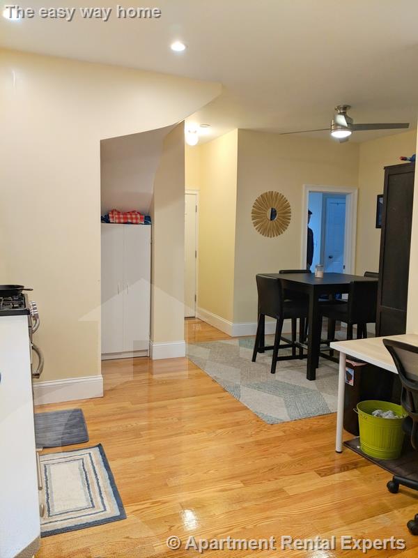 8 Claremon St, Davis Square