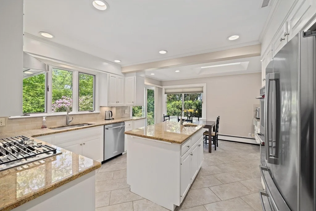 19 Ridge Rd, Newton