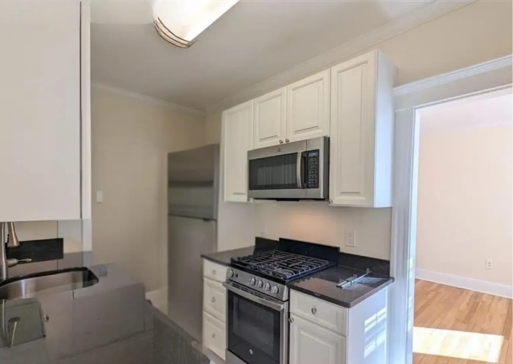 18 Chauncy St, Neighborhood Nine