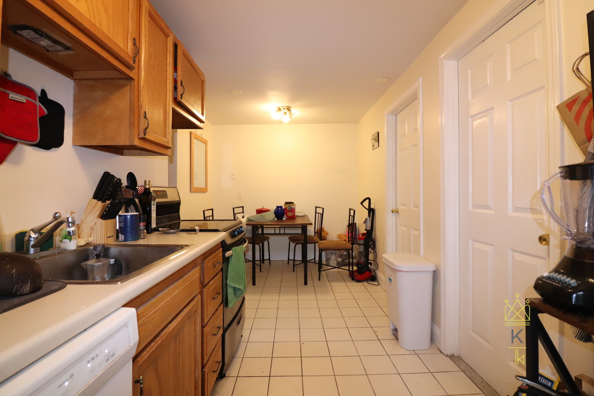 216 Freeman St, North Brookline