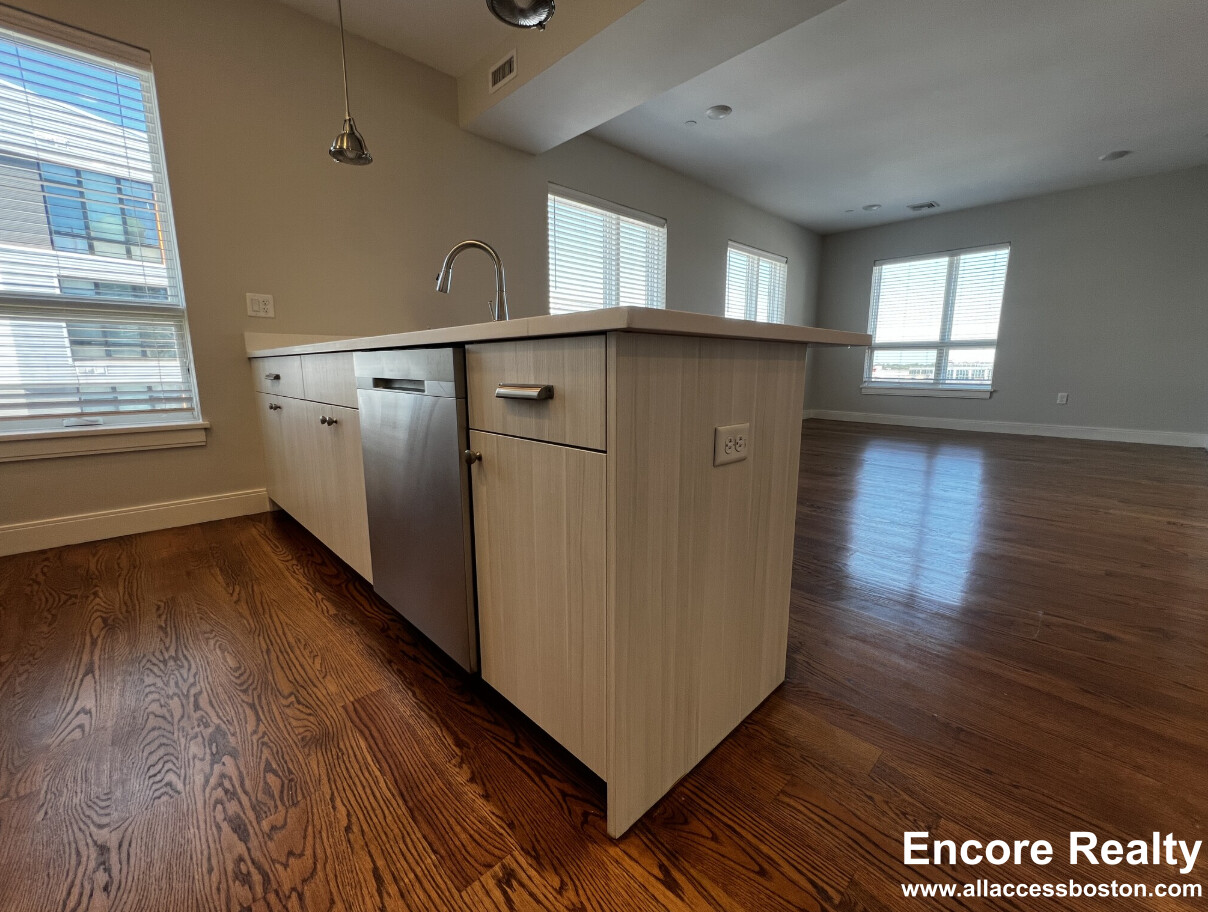 1 Everett St, Allston