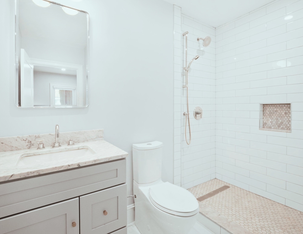 47 Mercer St, South Boston