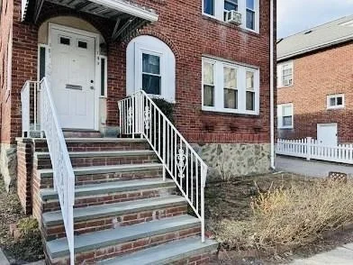 151 Chestnut Hill Ave, Brighton