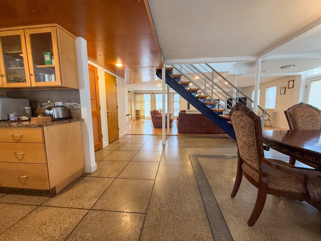 5 Avondale Ave, Billerica