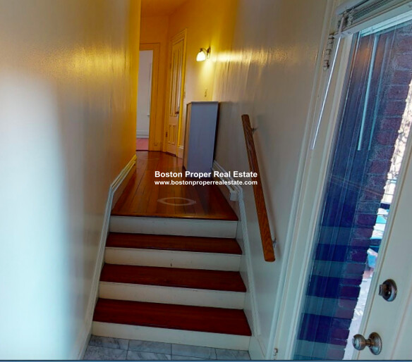 1 bed, 1 bath apartment for rent at 227 Newbury St Unit 2, Back Bay — photo 3 of 11