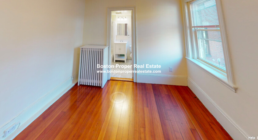 1 bed, 1 bath apartment for rent at 227 Newbury St Unit 2, Back Bay — photo 4 of 11