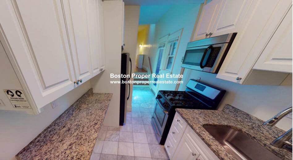 1 bed, 1 bath apartment for rent at 227 Newbury St Unit 2, Back Bay