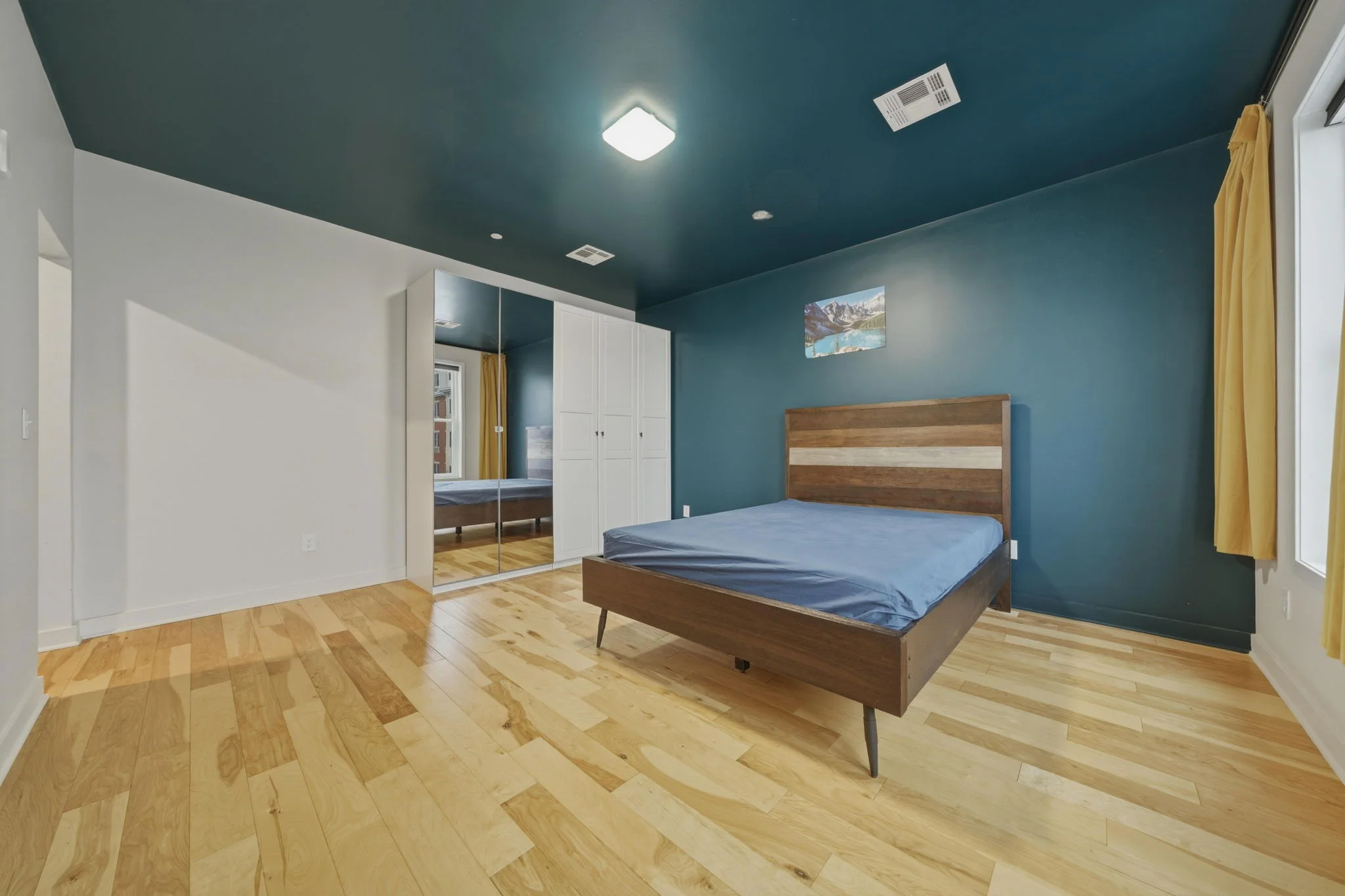 186 Paris St, East Boston