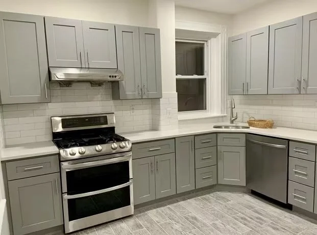 91 Walnut St, Brookline Village