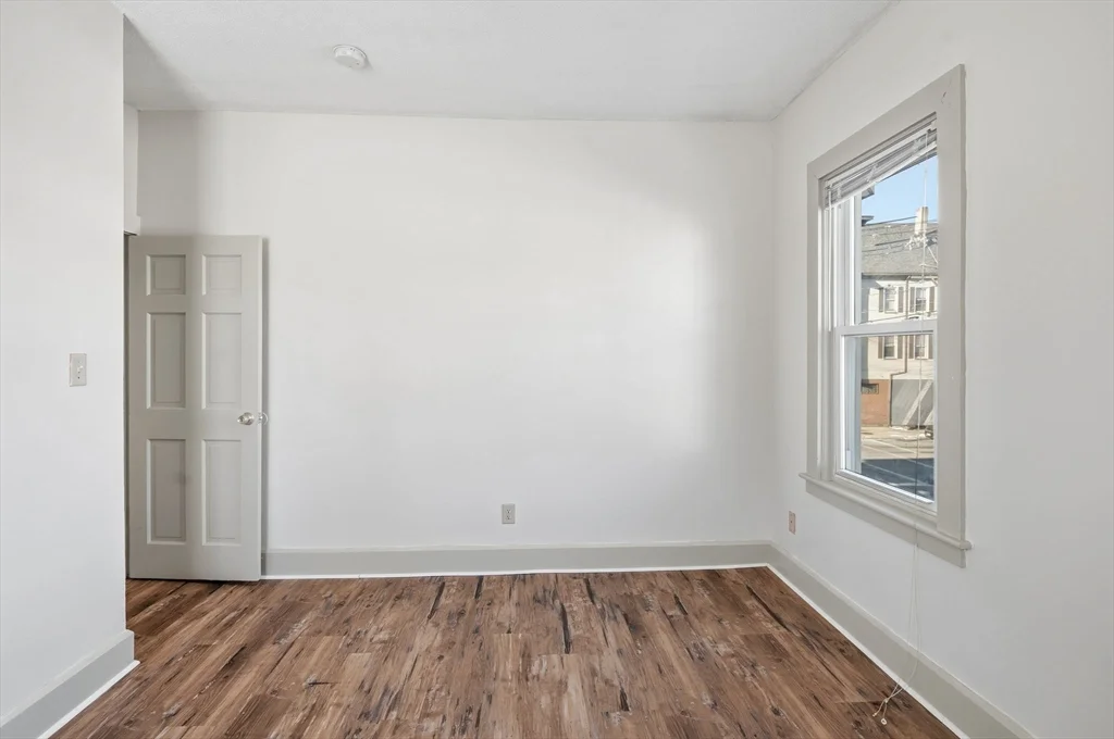 312 Rivet St, New Bedford