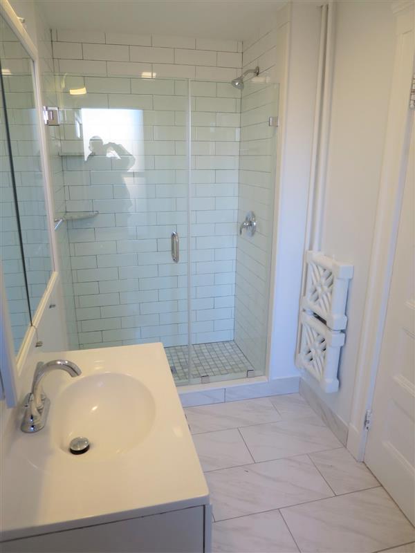 9 Upland Rd, Neighborhood Nine