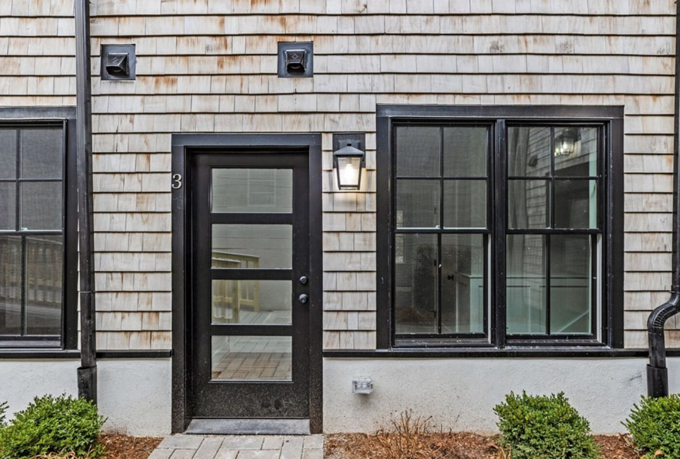 300 Somerville Ave, Ward Two