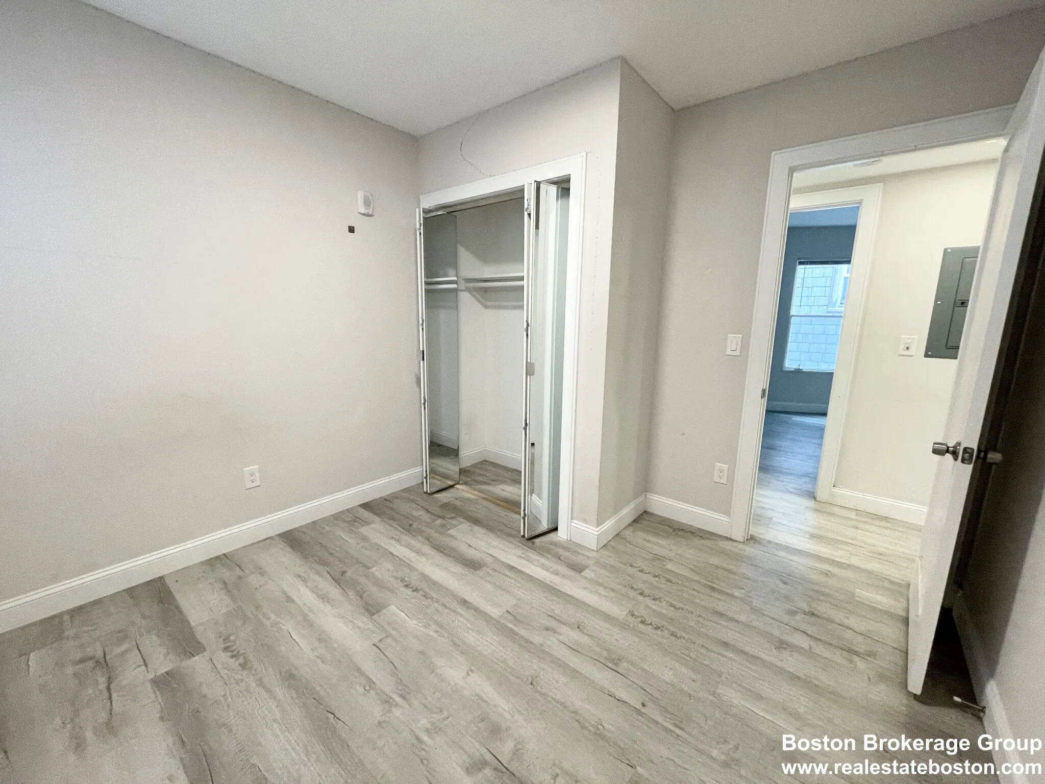 113 Hillside St, Mission Hill