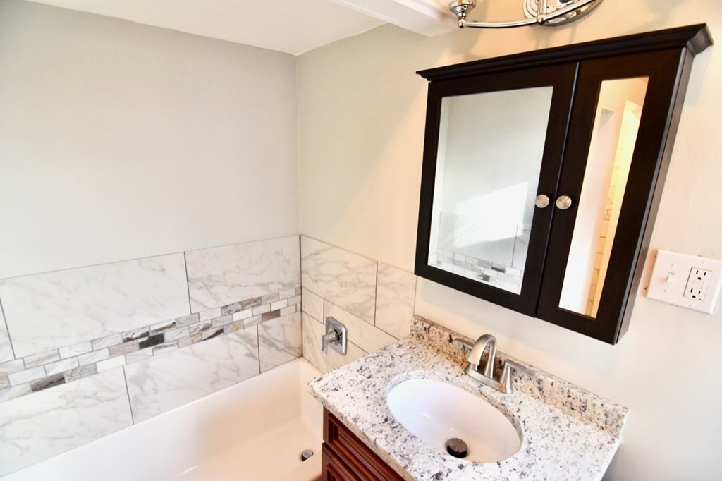 15-1/2 Tremlett St, Dorchester