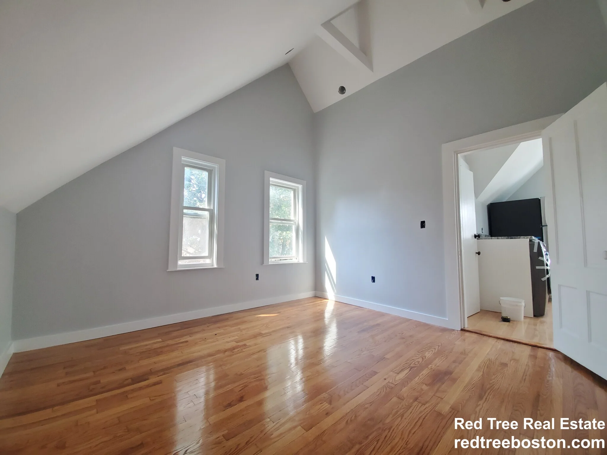 72 Marshall St, Medford