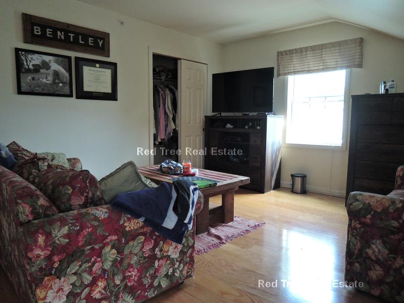 36 Raymond St, Allston