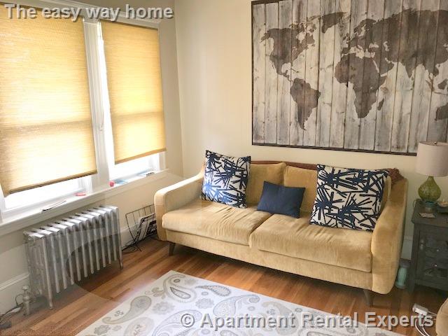 27 Garrison Ave, West Somerville