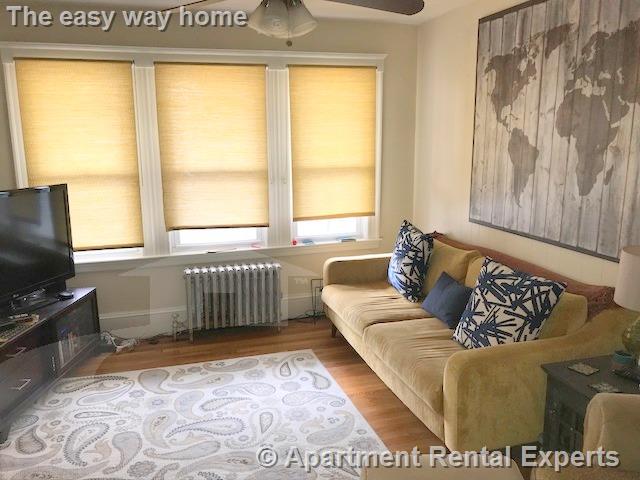 27 Garrison Ave, West Somerville