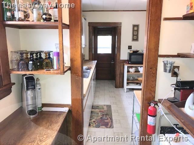 27 Garrison Ave, West Somerville