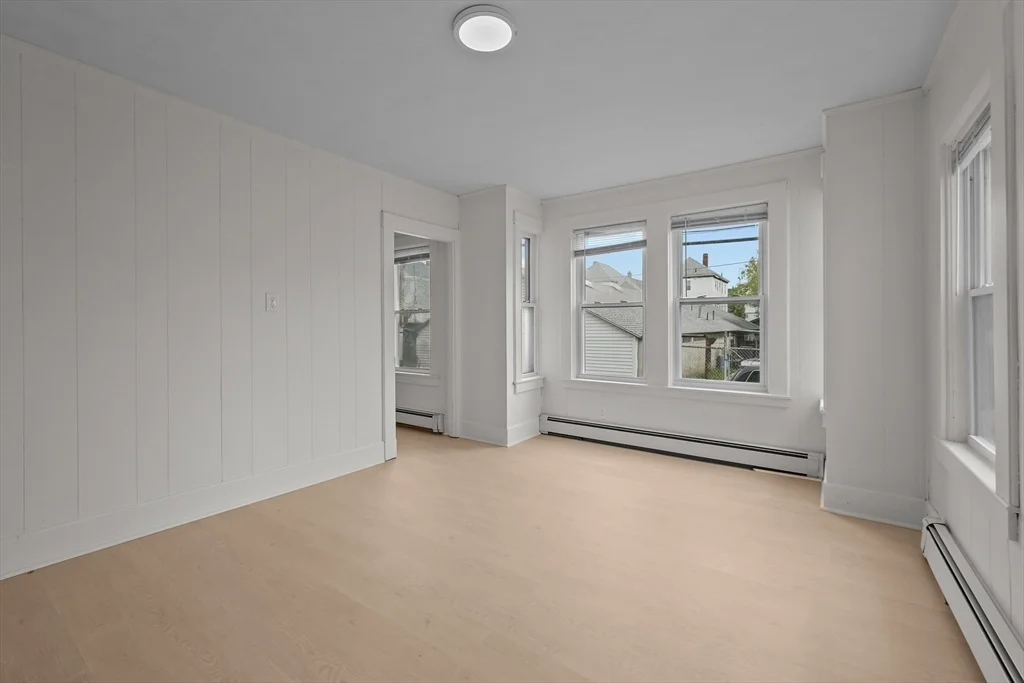 6 Coffin Avenue Ct, New Bedford