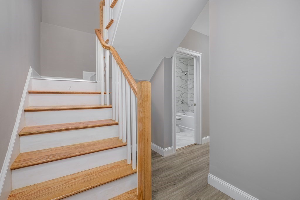 242 Mountain Ave, Revere