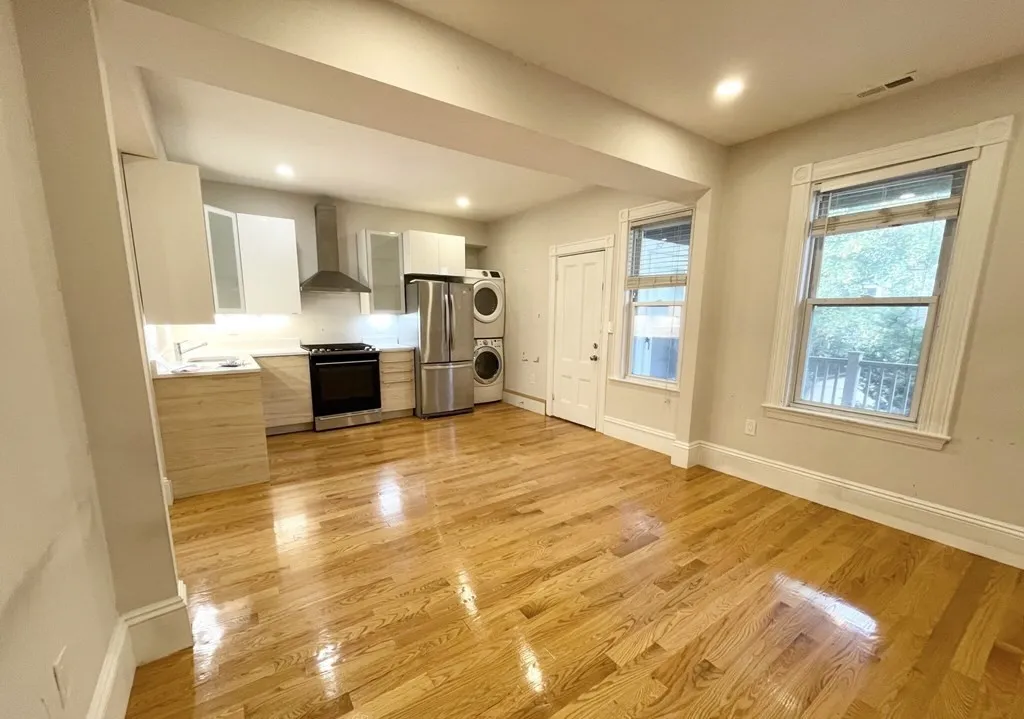 108 Buttonwood, Dorchester