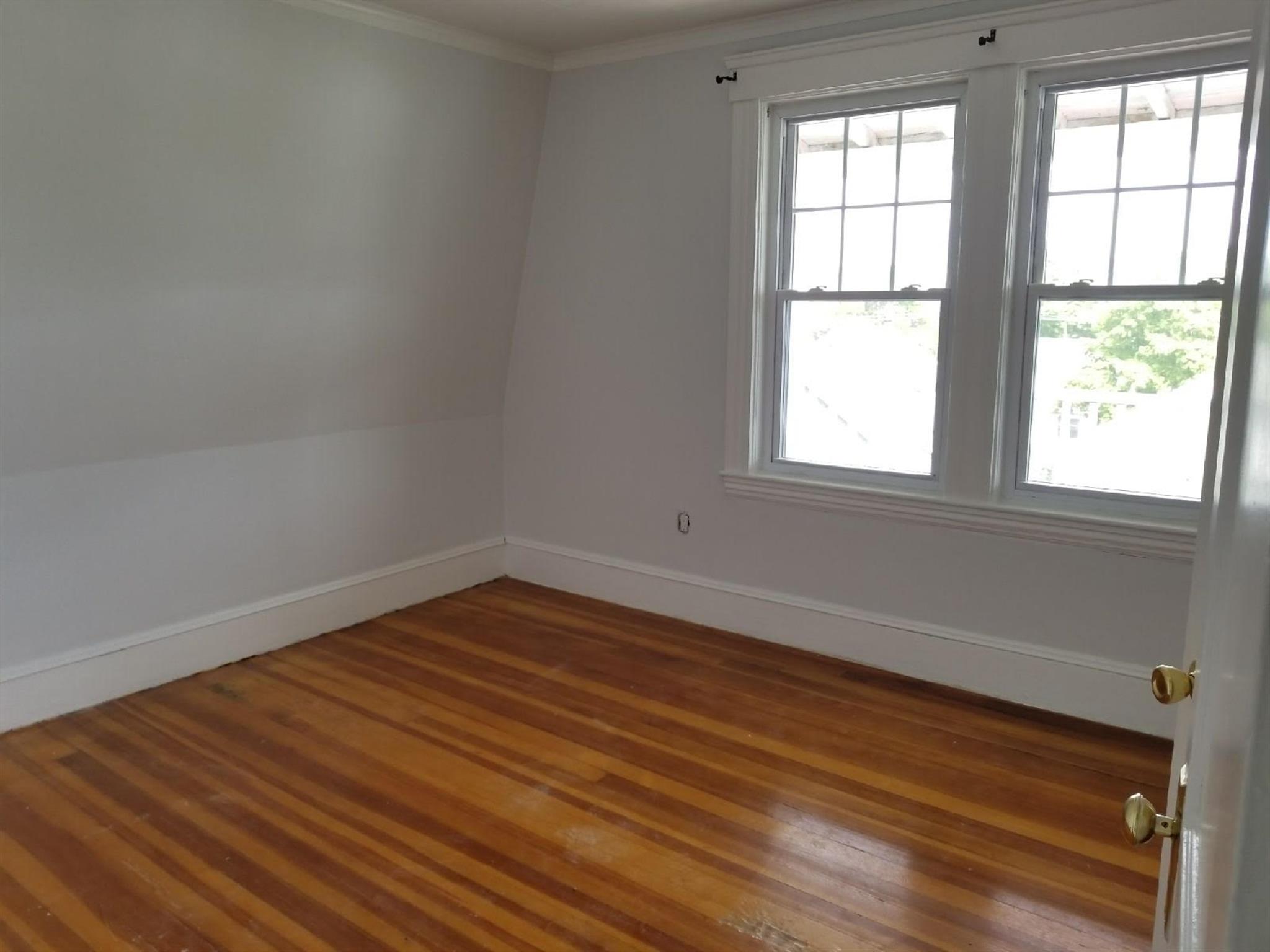 2 bed, 1 bath apartment for rent at 40 Glendale Ave Unit 1, Everett — photo 5 of 11
