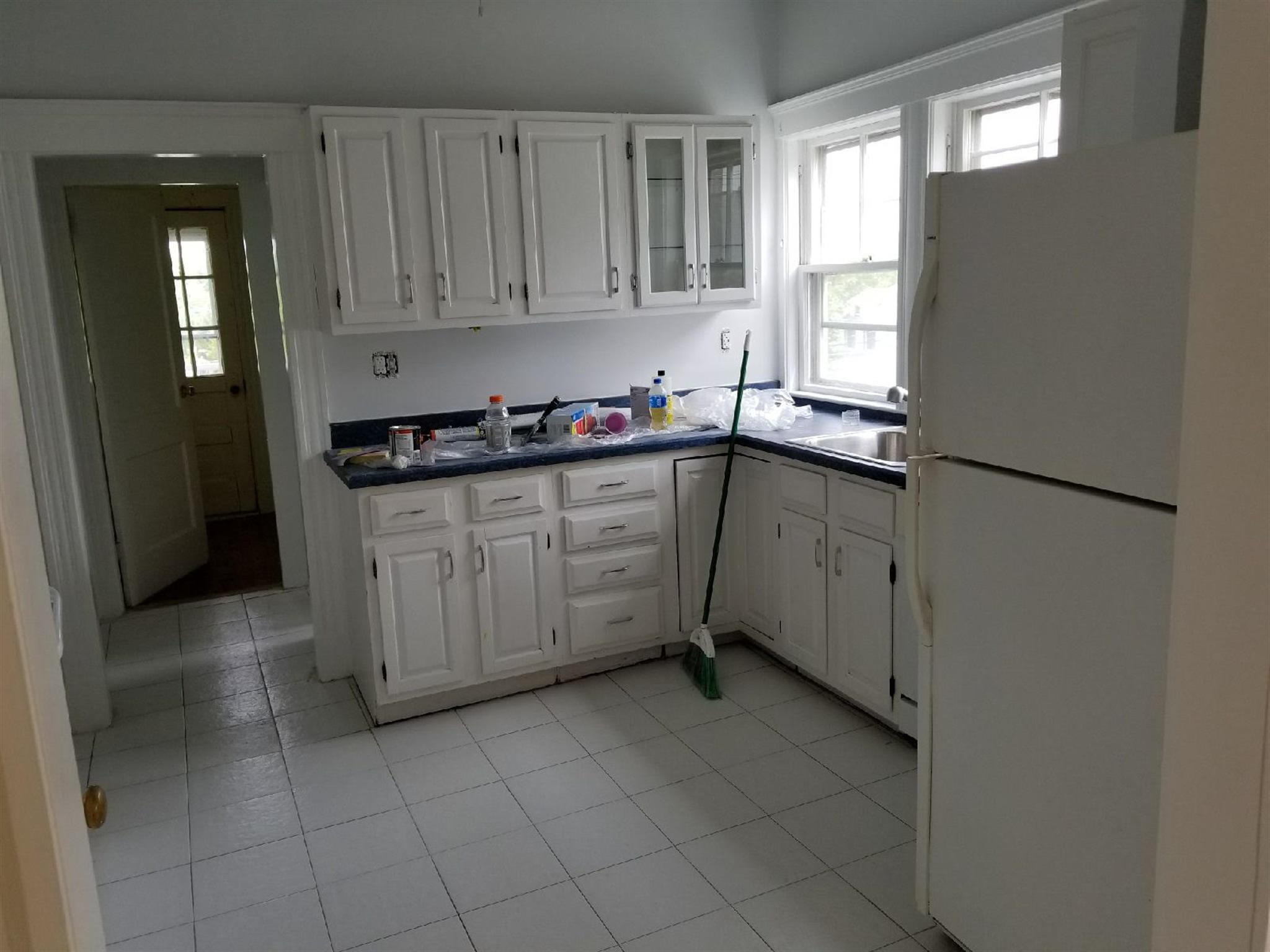2 bed, 1 bath apartment for rent at 40 Glendale Ave Unit 1, Everett — photo 1 of 11
