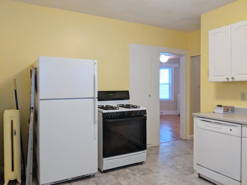 79 Conwell Ave, West Somerville