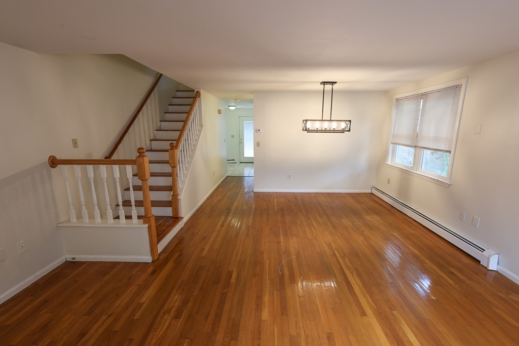 8 Mount Calvary Rd, Roslindale