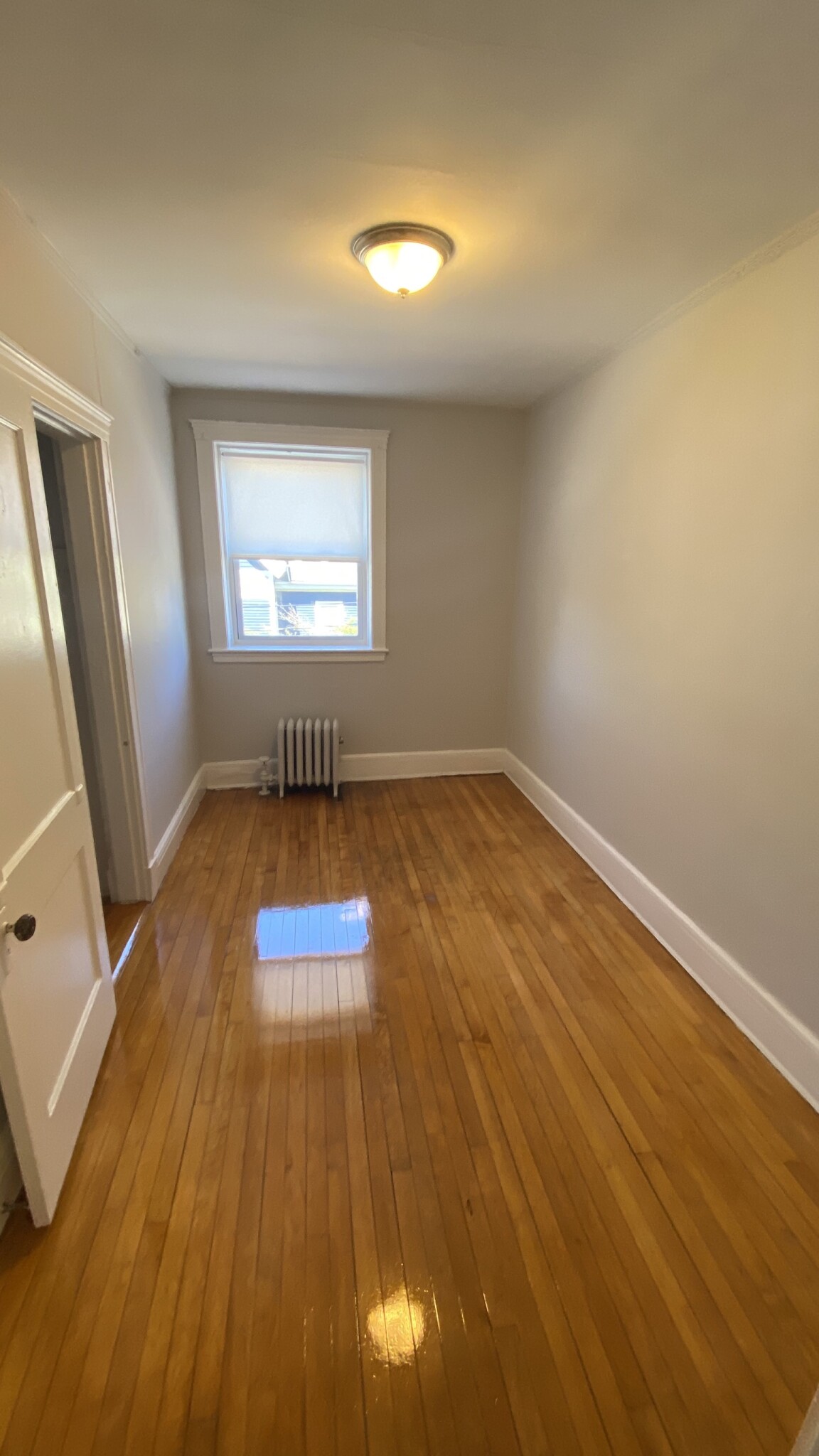 142 Davis Ave, Emerson Gardens