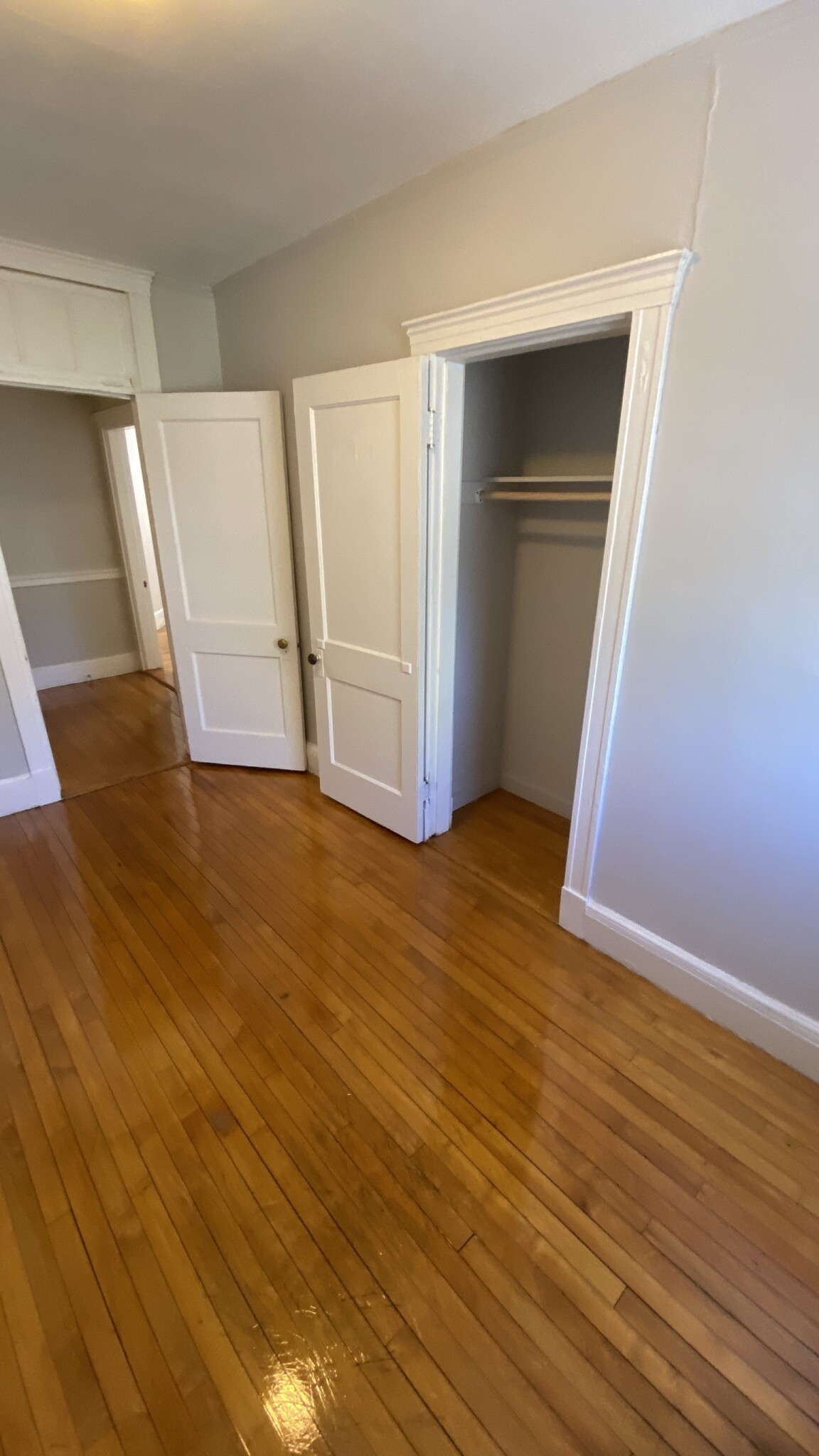 142 Davis Ave, Emerson Gardens